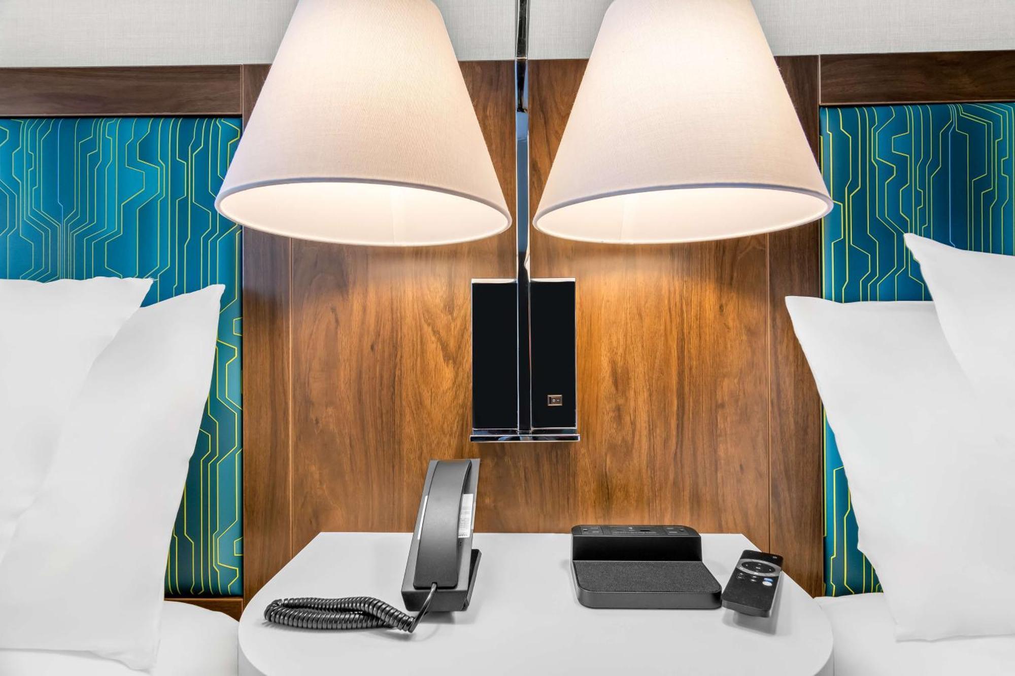 Hampton Inn & Suites Chicago Medical District Uic المظهر الخارجي الصورة